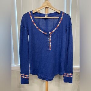 We The Free Thermal Boho Henley Shirt Top 1/4 Button Blue
